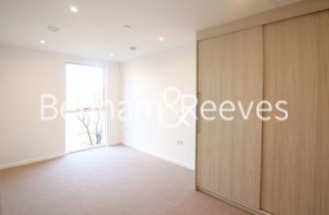 2  bedrooms flat to rent in Grove Street, Surrey Quay, SE8-image 3