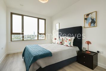 2  bedrooms flat to rent in Bermondsey Heights, Ilderton Road, SE15-image 14