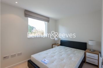 1 bedroom flat to rent in Pump House Crescent, Brentford, TW8-image 4