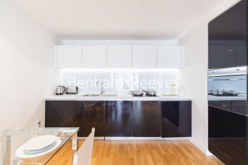 1 bedroom flat to rent in Kew Bridge West, Brentford, TW8-image 2