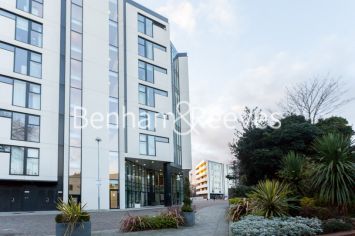 1  bedroom flat to rent in Colonial Drive, Chiswick, W4-image 10