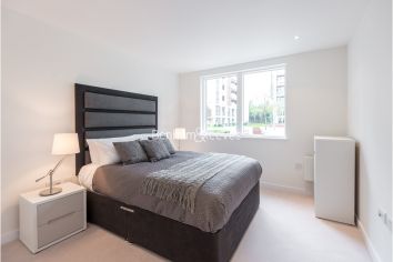 1 bedroom flat to rent in Pump House Crescent, Brentford, TW8-image 6