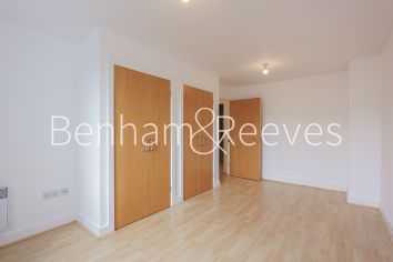 2 bedrooms flat to rent in Avante Court, Kingston, KT1-image 3