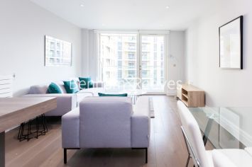 2 bedrooms flat to rent in QueenshurstSquare, Kingston Upon Thames, KT2-image 1