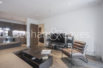 1 bedroom flat to rent in Great West Quarter, Brentford, TW8-image 13