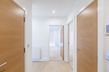 2  bedrooms flat to rent in Levett Square, Kew, TW9-image 7