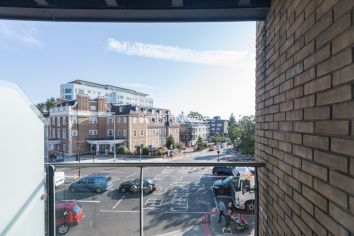 2  bedrooms flat to rent in Kew Bridge Road, Brentford, TW8-image 12