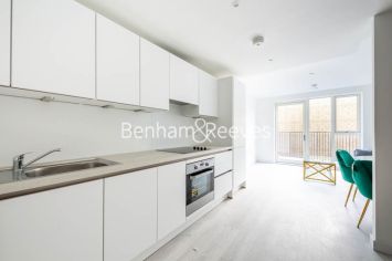 1 bedroom flat to rent in High Street Quarter, Hounslow, TW3-image 11