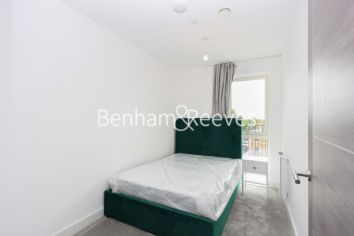 2  bedrooms flat to rent in Chaplin Court, Brentford, TW8-image 8