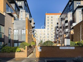2  bedrooms flat to rent in Myrtle Court, Baltic Avenue, TW8-image 17