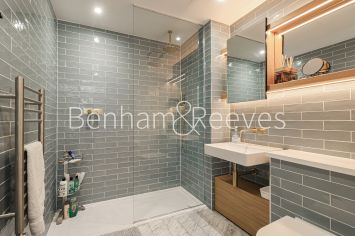Studio flat to rent in Calville House, Brentford, TW8-image 4