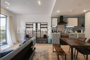 Studio flat to rent in Calville House, Brentford, TW8-image 8