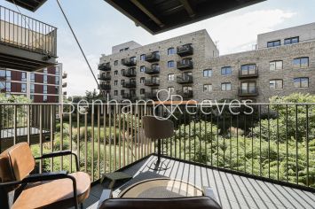 Studio flat to rent in Calville House, Brentford, TW8-image 10