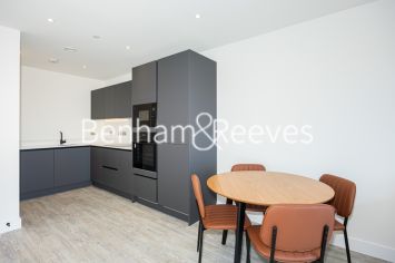 image 1  bedroom flat to rent in Kew Bridge Rise, Brentford, TW8-image 3