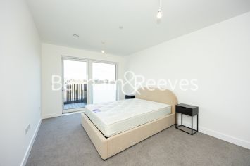 image 1  bedroom flat to rent in Kew Bridge Rise, Brentford, TW8-image 4