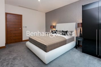 2  bedrooms flat to rent in Chelsea Bridge Wharf, Battersea, SW11-image 12