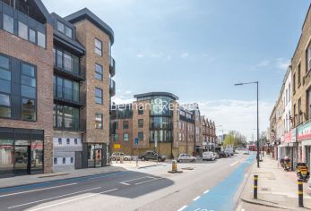 1  bedroom flat to rent in Tooting High Street, Nine Elms, SW17-image 9