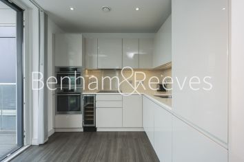 2  bedrooms flat to rent in Pinto Tower, Hebden Place, SW8-image 2