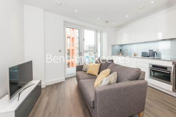 image 1  bedroom flat to rent in Wandsworth Road, Nine Elms, SW8-image 1