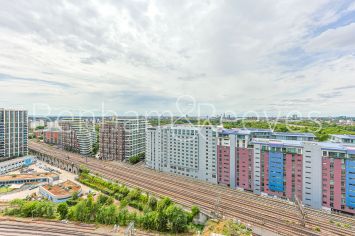 Studio flat to rent in Pearce House, Battersea Power Station , SW11-image 15