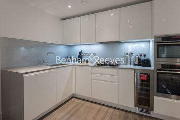 image 2  bedrooms flat to rent in Wandsworth Road, Nine Elms Point, SW8-image 2