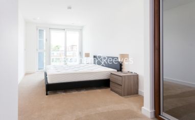 image 1  bedroom flat to rent in Wandsworth Road, Nine Elms Point, SW8-image 11