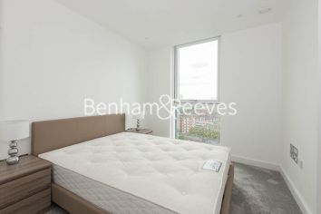 2  bedrooms flat to rent in Wandsworth Road, Nine Elms Point, SW8-image 11