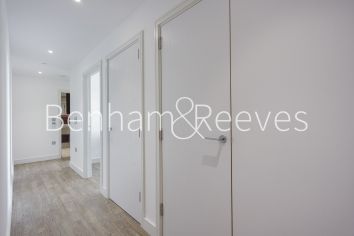 1 bedroom flat to rent in Wandsworth Road, Nine Elms, SW8-image 9