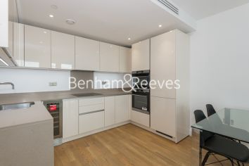 1 bedroom flat to rent in Wandsworth Road, Nine Elms, SW8-image 2
