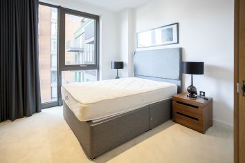 2  bedrooms flat to rent in Legacy Building, Viaduct Gardens, SW11-image 10