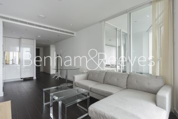 2 bedrooms flat to rent in Sky Gardens, Wandsworth Road, SW8-image 1