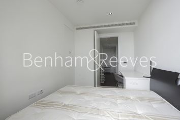 2 bedrooms flat to rent in Sky Gardens, Wandsworth Road, SW8-image 3