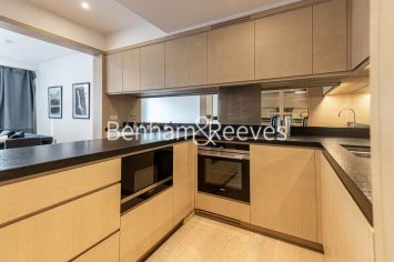 1 bedroom flat to rent in Legacy Building, Viaduct Gardens, SW11-image 2