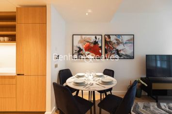 Studio flat to rent in Wilshire House, Prospect Way, Battersea, SW11-image 3