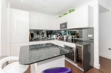 1  bedroom flat to rent in Brent House, Nine Elms, SW8-image 2