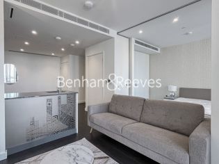 Studio flat to rent in Damac Tower, Vauxhall, SW8-image 1