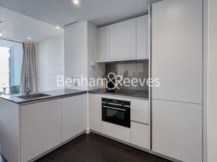 Studio flat to rent in Damac Tower, Vauxhall, SW8-image 2