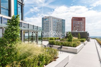 Studio flat to rent in Damac Tower, Vauxhall, SW8-image 16