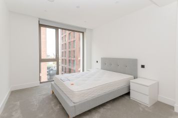 2  bedrooms flat to rent in Salisbury House, Palmer Road, SW11-image 3