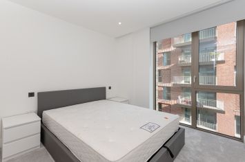 2  bedrooms flat to rent in Salisbury House, Palmer Road, SW11-image 8