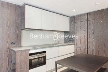 Studio flat to rent in Dawson House, Circus Road West, SW11-image 2