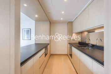 1 bedroom flat to rent in Legacy Building, Viaduct Gardens, SW11-image 2