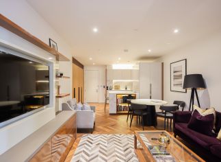 2  bedrooms flat to rent in Ambassador Building, Nine Elms, SW11-image 1