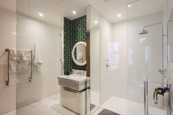 2  bedrooms flat to rent in Ambassador Building, Nine Elms, SW11-image 4