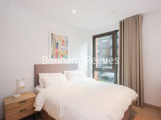 2 bedrooms flat to rent in Legacy Building, Viaduct Gardens, SW11-image 8