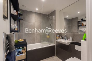 1 bedroom flat to rent in Radley House, Palmer Road, SW11-image 4