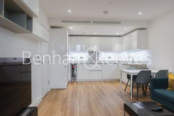1 bedroom flat to rent in Wandsworth Road, Nine Elms, SW8-image 15