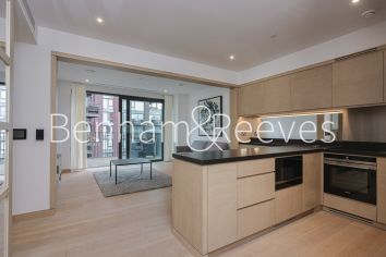1 bedroom flat to rent in Legacy Building, Viaduct Gardens, SW11-image 18