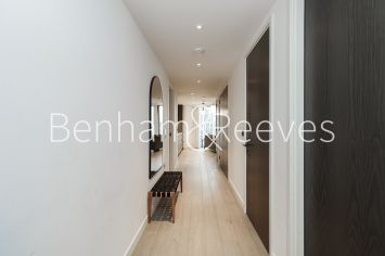 3  bedrooms flat to rent in Thames City, Vauxhall, SW8-image 19