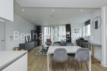 2  bedrooms flat to rent in Wandsworth Road, Nine Elms, SW8-image 3